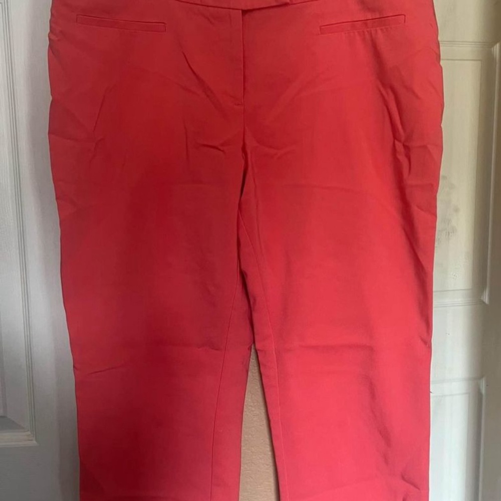 Apt 9 Modern Fit Capri Pant-size 14